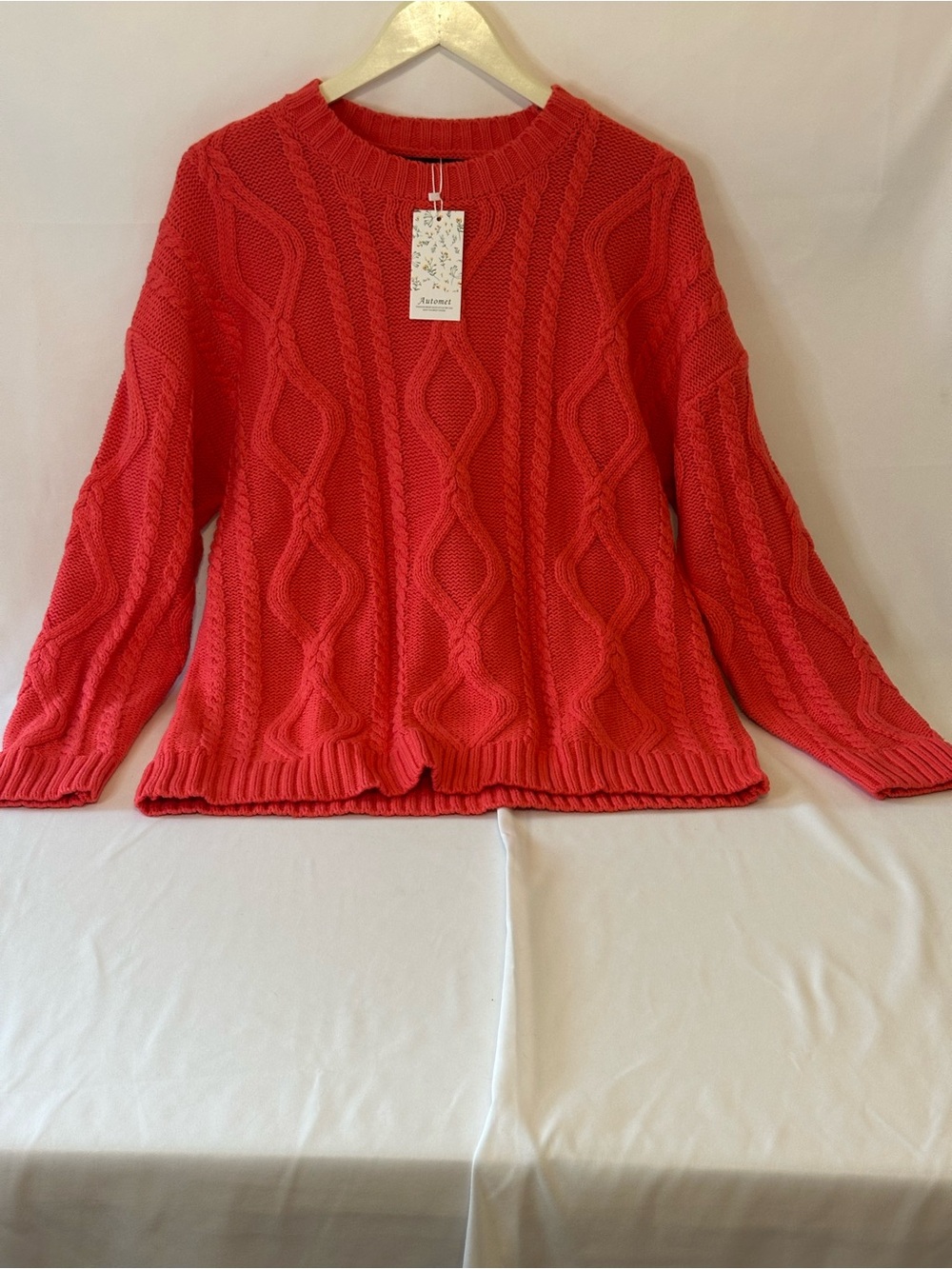 Automet Women’s Large Nwt Cable Knit  Bright Coral crewneck Sweater
